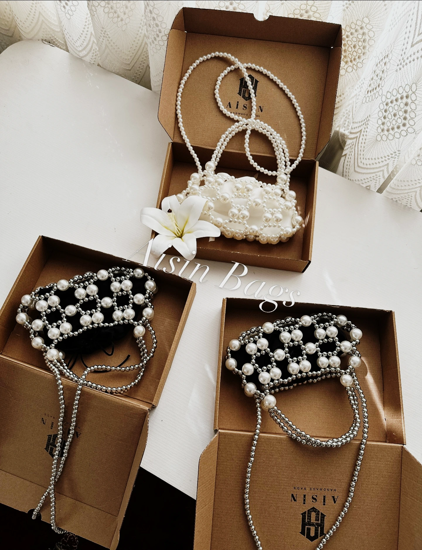 Aisin Pearl Bag